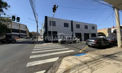 Salão comercial em esquina viva próximo a av. independencia