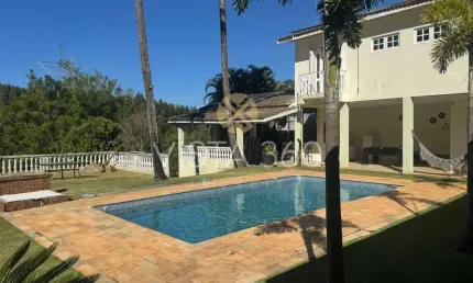 ENCANTADORA CHÁCARA À VENDA NO CONDOMÍNIO NOVA SUÍCA MONTE ACRÓPOLE EM VALINHOS-SP