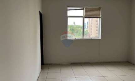 Aluguel Sala comercial 37m² Valor R$900,00 esquina com Av. Barbacena linda vista