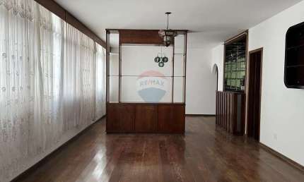 Apartamento alugar 4 quartos, 2 vagas, 192m², R$5.500,00 Lourdes BH Excelente localização  Pertinho do DIAMOND Andar alto