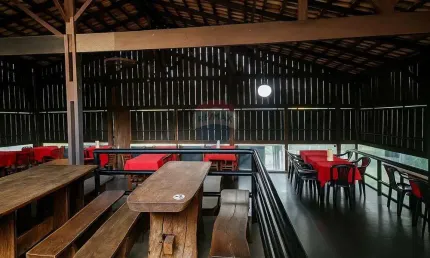 Casa Comercial  / Lote / Galpão - no Prado, BH - Oportunidade!