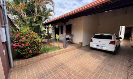 Casa a venda no bairro Santa Amélia - Terreno de 600 m², 4 Quartos, 2 banheiros | Regiao da Pampulha