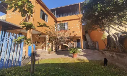 Casa de 4 quartos a venda no concordia em belo horizonte