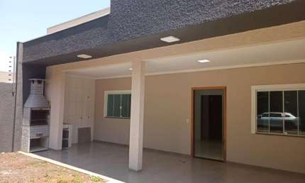 Casa para Venda em Foz do Iguaçu, JD Ipë, 2 dormitórios, 1 suíte, 1 banheiro, 1 vaga