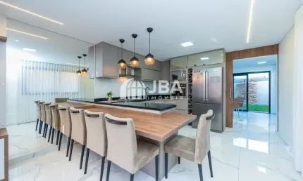 Lindo casa  em condomínio no pinheirinho com 180m² averbados