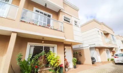 Casa com 3 quartos à venda na Rua Tenente-Coronel Vilagran Cabrita, 772, Boqueirão, Curitiba