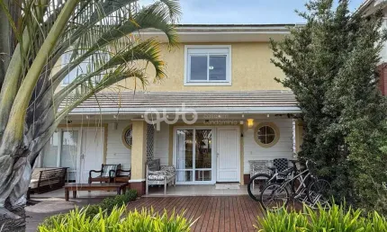 Sobrado à venda, 4 quartos, 1 suíte, 2 vagas, Condomínio Pacific Residence Club - Xangri-Lá/RS