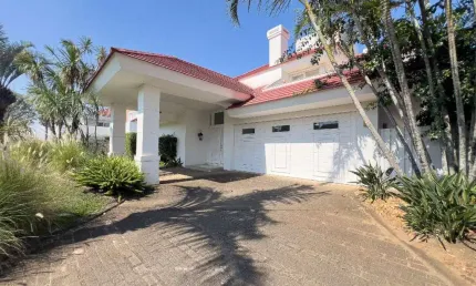Sobrado à venda, 6 quartos, 6 suítes, 2 vagas, Condomínio Green Village - Xangri-Lá/RS