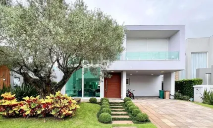 Sobrado à venda, 5 quartos, 5 suítes, 2 vagas, Condomínio Malibú Beach Residence - Xangri-Lá/RS