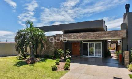 Casa à venda, 4 quartos, 4 suítes, 2 vagas, Condomínio Riviera Xangri-Lá - Xangri-Lá/RS