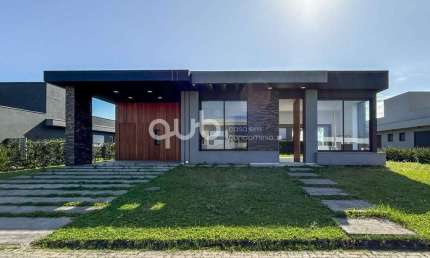 Casa à venda, 4 quartos, 4 suítes, 2 vagas, Condomínio Lagoa do Passo - Osório/RS