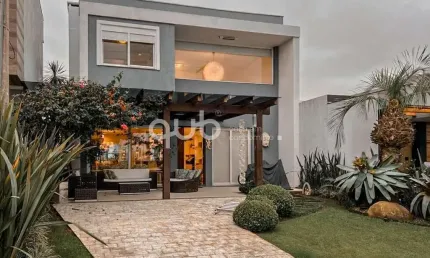 Sobrado à venda, 3 suítes, 2 vagas, Las Palmas - Xangri-Lá/RS.