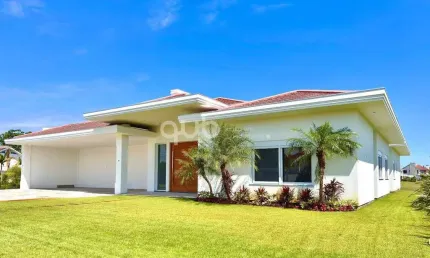 Casa à venda, 5 quartos, 5 suítes, 2 vagas, green village golf club - xangri-lá/rs