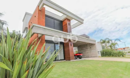 Sobrado à venda, 5 quartos, 5 suítes, 2 vagas, Condomínio Malibú Beach Residence - Xangri-Lá/RS