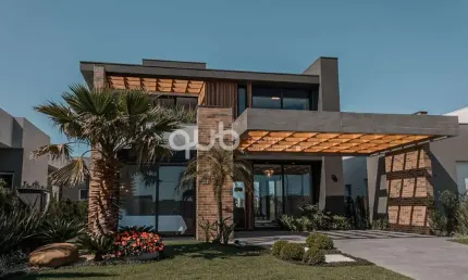 Sobrado à venda, 4 quartos, 4 suítes, 2 vagas, Condomínio Riviera Xangri-Lá - Xangri-Lá/RS