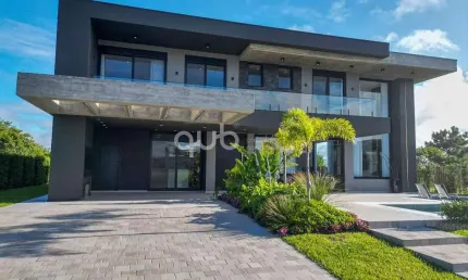 Sobrado à venda, 4 quartos, 4 suítes, 2 vagas, Condomínio Lagoa do Passo - Osório/RS