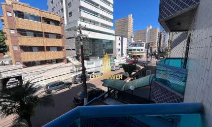 Apartamento 1 Quarto, Cozinha, Sala de Estar e Sacada 750m da Praia