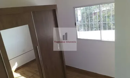 Casa com 1 quarto para alugar na Avenida Carlos Barbosa Santos, 777, Jardim Lucélia, São Paulo
