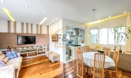Casa para Venda em Curitiba, Guabirotuba, 3 dormitórios, 1 suíte, 3 banheiros, 4 vagas