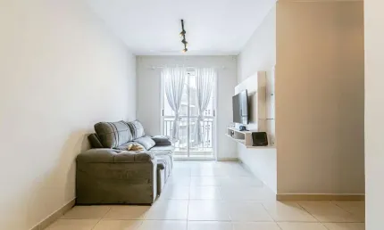 Apartamento à venda, no bairro Atuba em condomínio clube, semi mobiliado