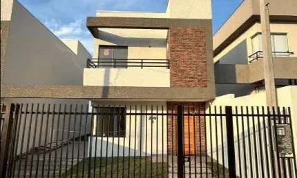 Sobrado à venda, bairro alto, não geminado novo pronto para morar