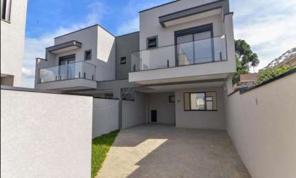 Sobrado de Rua | 3 Dorms | 2 Vagas | 95m  | Uberaba - Curitiba PR