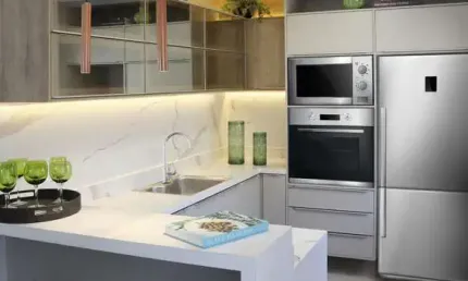 Sobrado com 110m  privativos, 3 dormitórios, sendo 1 suíte, 2 vagas de garagem.