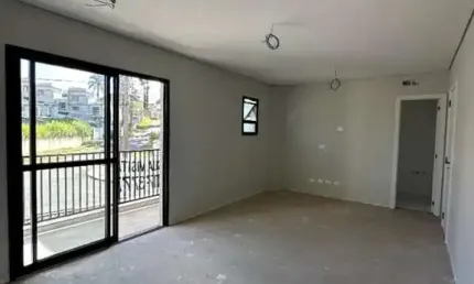 Sobrado à Venda no Abranches  Conforto, Espaço e Qualidade de Vida em um Só Lugar