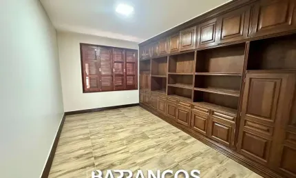 Casa com 4 quartos para alugar no Jardim Nova Yorque, Araçatuba 