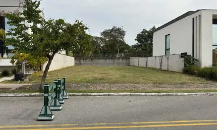 Terreno à venda na Rua Simão Chuster, 100, Lote 5 Qua, Chácara dos Eucalíptos, São José dos Campos