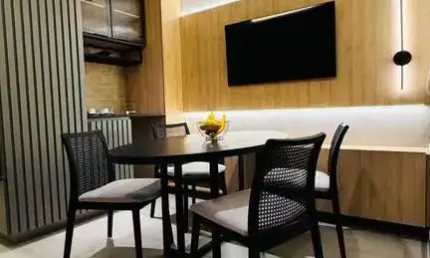 Belo apartamento mobiliado 2 dormitórios sendo 1 suíte próximo ao Center Vale