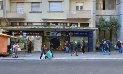 Ponto comercial para alugar na Avenida Borges de Medeiros, 606, Centro, Porto Alegre
