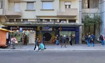 Ponto comercial para alugar na Avenida Borges de Medeiros, 608, Centro, Porto Alegre