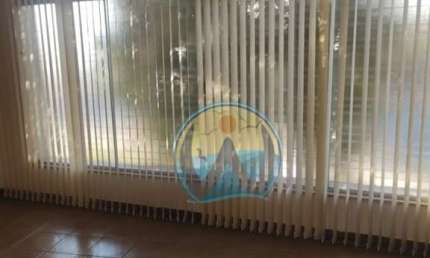 Casa com 3 quartos à venda no Jardim Maria Augusta, Taubaté  por R$ 800.000