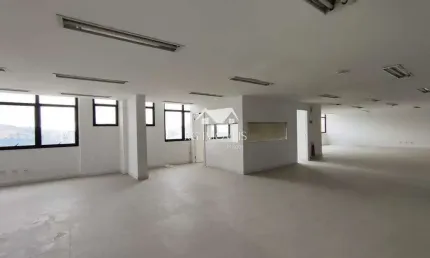 ALUGO ANDAR CORRIDO NO ESTORIL COM 5 VAGAS DE GARAGEM