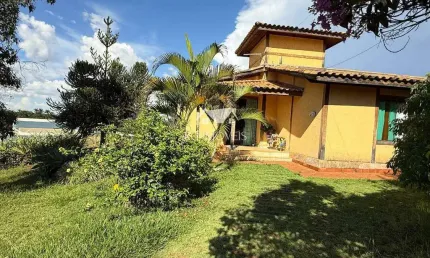 Casa 3 quartos no condomínio Serra dos Bandeirantes