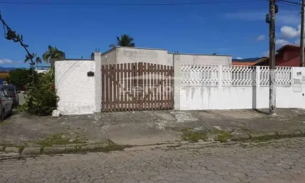 Casa com 3 quartos à venda na Avenida Duque de Caxias, Jardim Nomar, Caraguatatuba