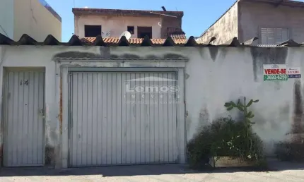 Casa à venda no Jardim Ana Estela, Carapicuíba 