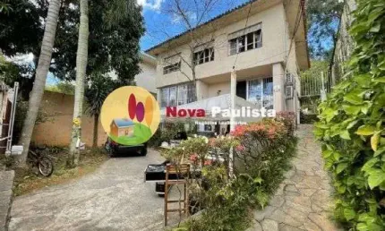Casa comercial para venda, 490 M² útil e 640 M² área total, por R$ 2.200.000,00.