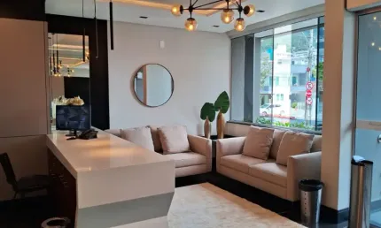 Apartamento Garden de 2 dormitórios à venda  na Trindade, em Florianópolis.