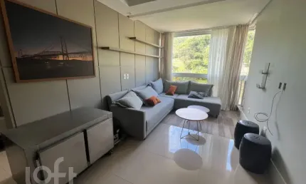 Amplo Apartamento de 91m² com 3 Dormitórios e 2 Vagas no Córrego Grande - Mobiliado e Pronto para Morar