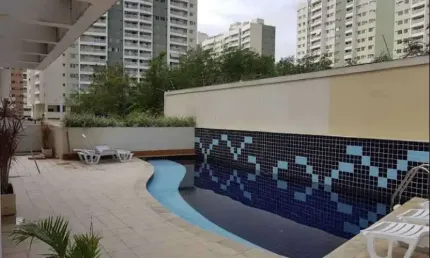 Apartamento com 2 quartos à venda na Avenida Pastor Martin Luther King Jr, Vicente de Carvalho, Rio de Janeiro por R$ 220.000