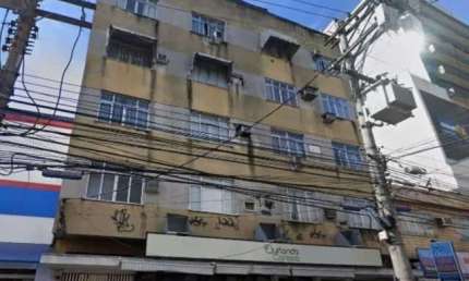 Apartamento com 2 quartos à venda na Estrada Raul Veiga, Amendoeira, São Gonçalo, 85 m2 por R$ 315.000