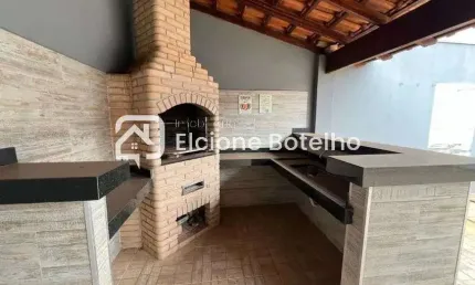 Casa para locação de aprox. 190 m², com 5 quartos, no bairro Nova Uberlândia - Uberlândia - MG