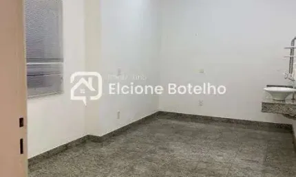 Sala comercial para locação de aprox. 28 m², no Centro - Uberlândia - MG