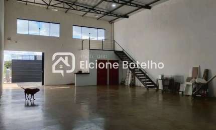 Barracão para locação de aprox. 190 m², no bairro Loteamento Portal do Vale II - Uberlândia - MG