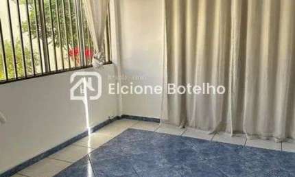 Casa para locação de aprox. 80 m², com 3 quartos, 1 suíte, no bairro Tabajaras - Uberlândia - MG