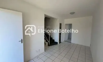 Casa para locação de aprox. 95 m, com 3 quartos, no bairro Jardim Karaíba - Uberlândia - MG