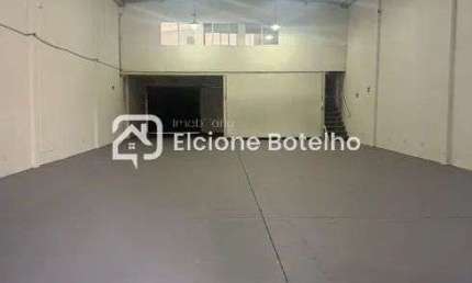 Barracão para locação de aprox. 300 m², com habite-se, no bairro Daniel Fonseca - Uberlândia - MG