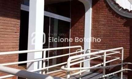 Casa comercial para locação de aprox. 350 m², com 1 quarto, no bairro Nossa Senhora Aparecida
